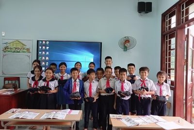 ẤM ÁP MÙA ĐÔNG – TIẾP SỨC EM ĐẾN TRƯỜNG